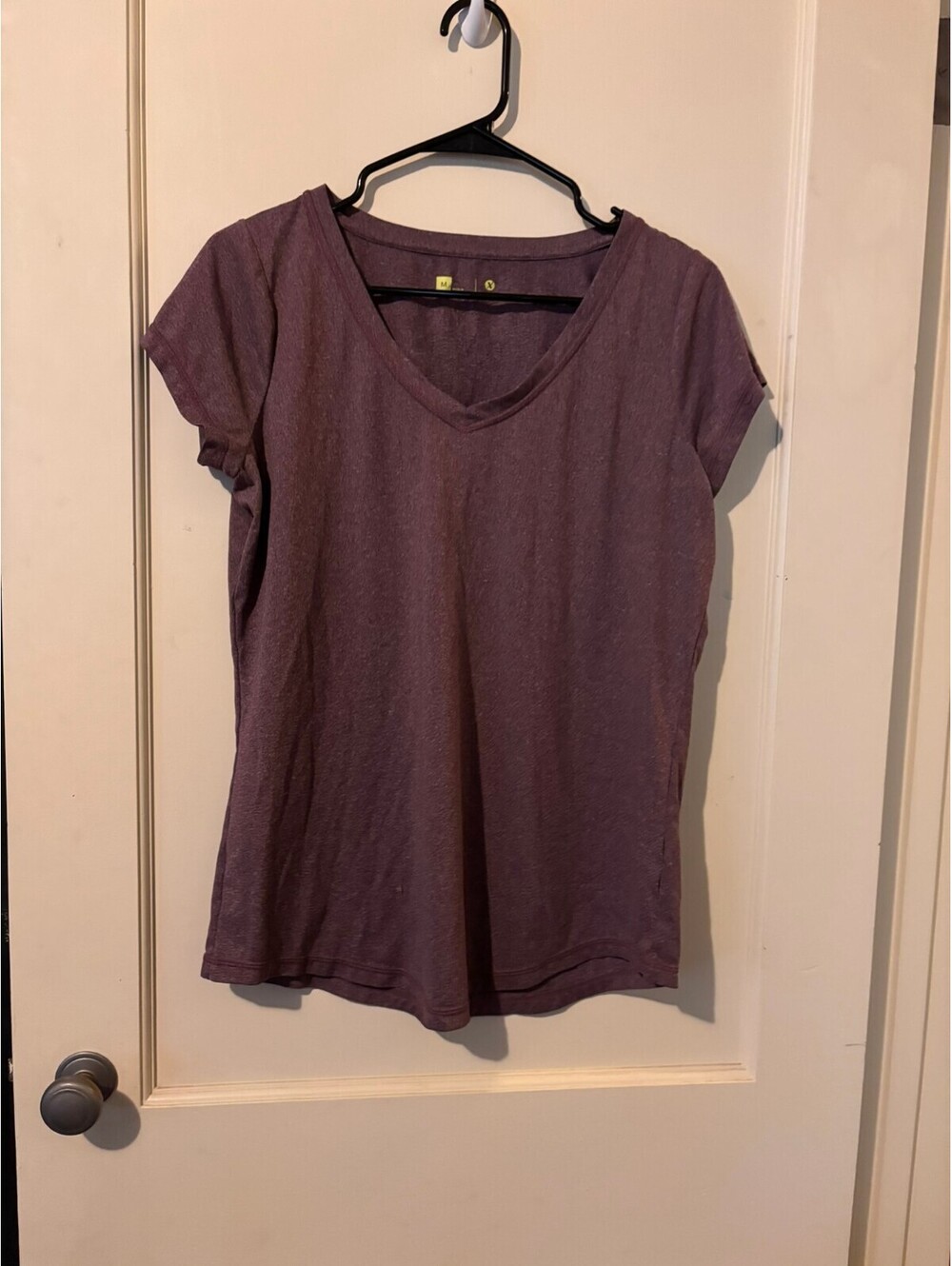 Xersion Women's Medium Purple V-Neck T-Shirt